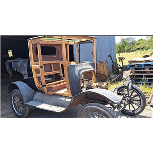 Lot 21

1922 Ford Model T Coupe